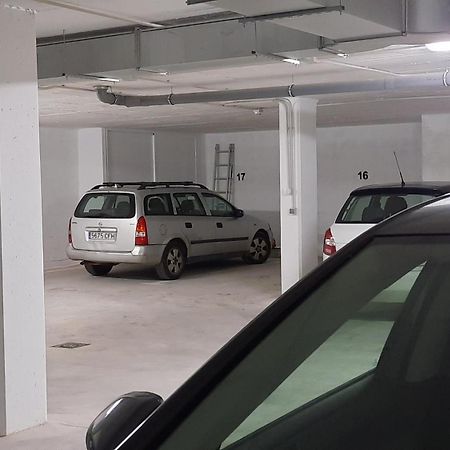 Parking, Ubicacion Y Confort Tarifa Luaran gambar